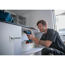 Hot Bosch Akku-Bohrschrauber GSR 18 V-45 Professional mit L-Case Pick & Click