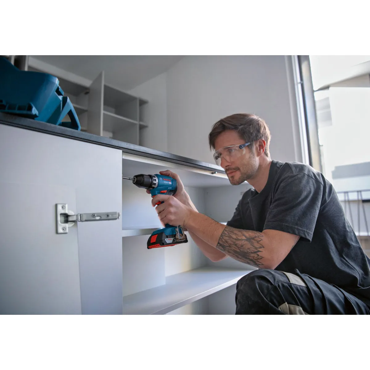 Hot Bosch Akku-Bohrschrauber GSR 18 V-45 Professional mit L-Case Pick & Click