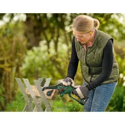 Outlet Bosch Akku- Kettensäge EasyChain 18V-15-7 - ohne Akku und Ladegerät