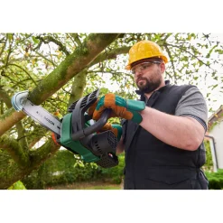 New Bosch Akku-Kettensäge UniversalChain18
