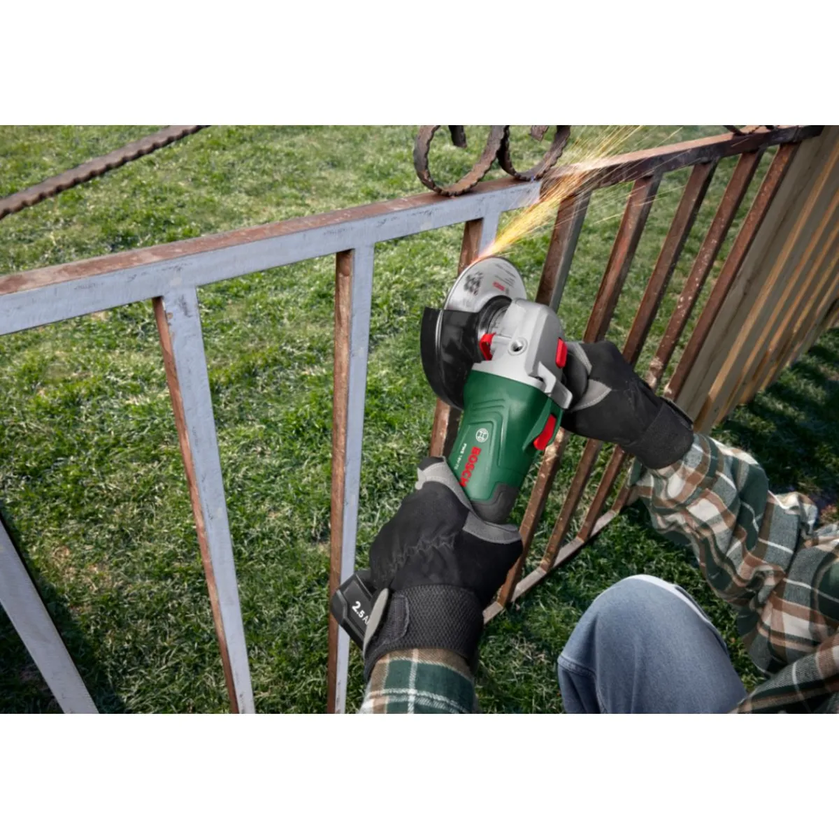 Outlet Bosch Akku-Winkelschleifer PWS18V-70 solo