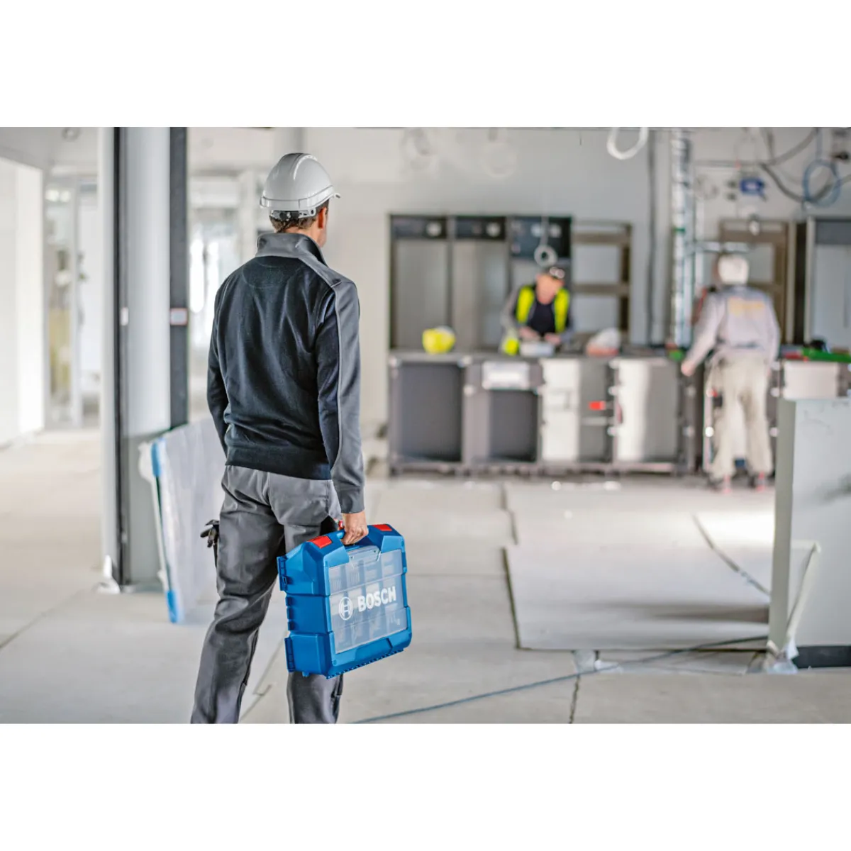 Outlet Bosch Professional Akku-Bohrschrauber-Set GSR 18V-28 Professional 82-teiliges Zubehörset