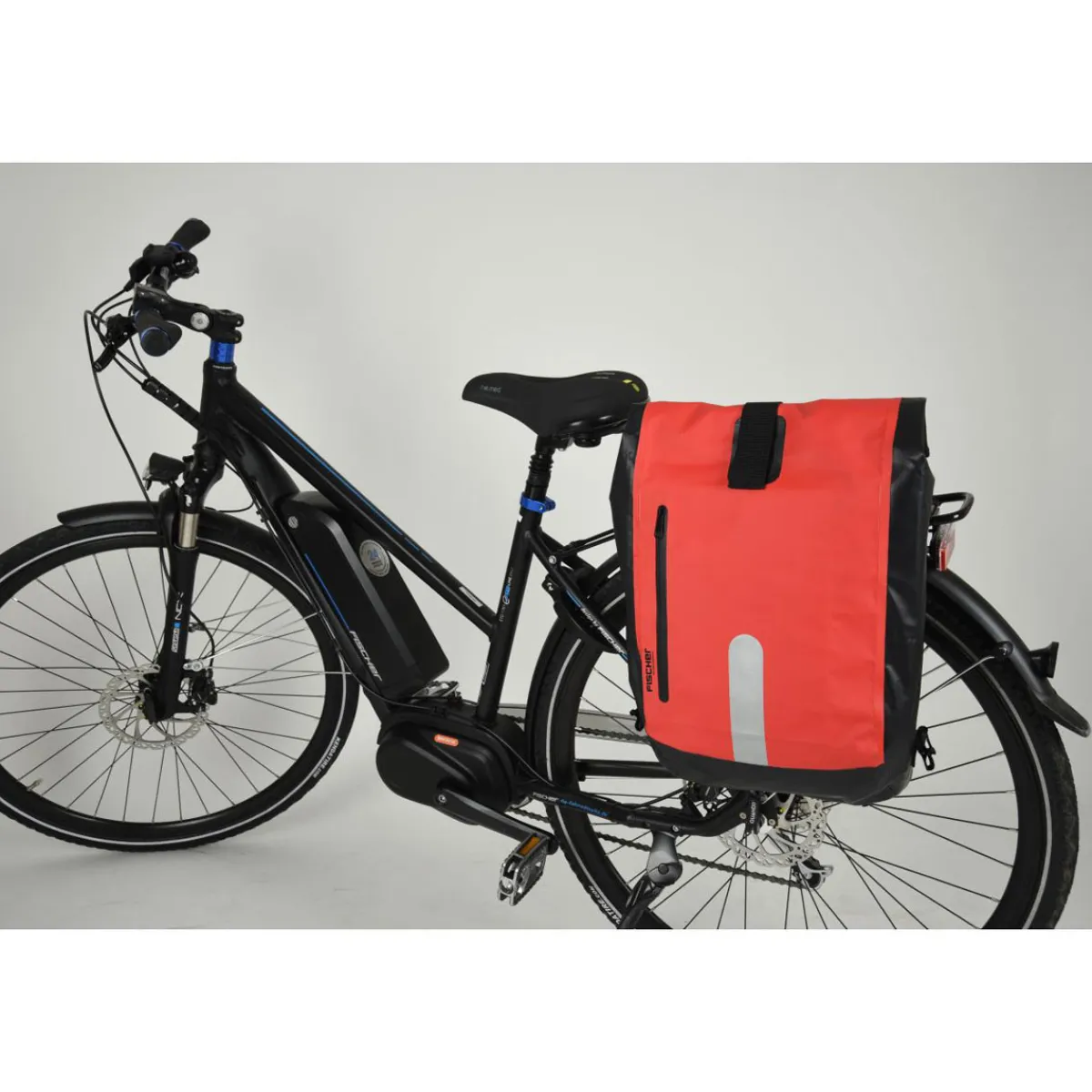 Discount Fischer Bikes Gepäckträgertasche wasserdicht schwarz-rot