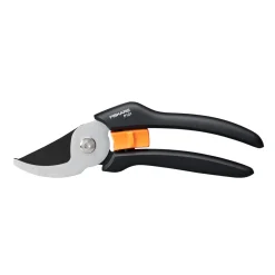 Fiskars Gartenschere Solid P121 Bypass
