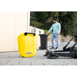Sale Kärcher Kehrmaschine S6 Twin
