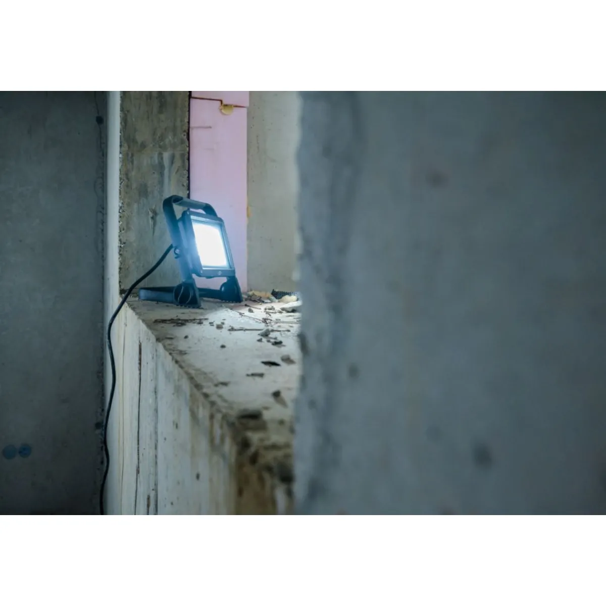 Brennenstuhl LED Arbeitsstrahler JARO 7060 M5800lm, 50W, 5m, H07RN-F 3G1,0, IP65