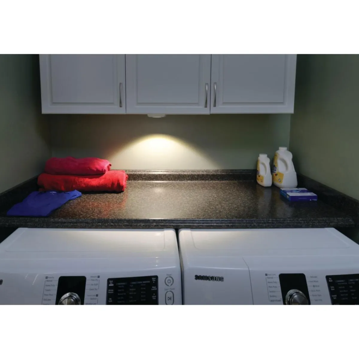 Discount Mr. Beams Schranklicht MB850 kabellos weiß