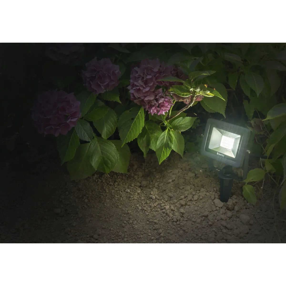 Discount Unitec LED Strahler mit Erdspiess 10W 800 lm