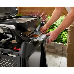 Best Weber Gasgrill mit Stand Q2200N
